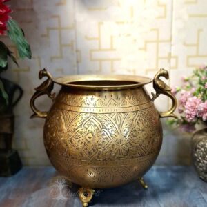 Brass Unique Handcrafted Pot (Planter) For Home Decor
