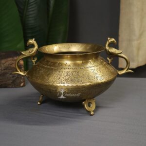 Brass Premium Handcrafted Pot/Planter For Home Decor & Gifting