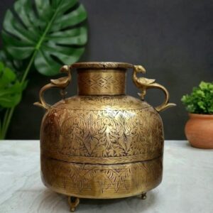 Brass Unique Pot(planter) For Home Decor/Gifting
