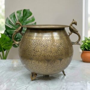Brass Handicrafted Fine Work Planter[pot] For Home Decor/ Gifting.
